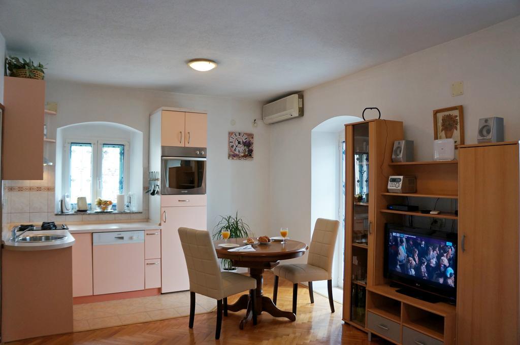 Kamena Apartment & Studio Makarska Exterior photo